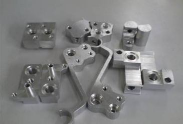 冷凝器配件使用的注意要點有哪些